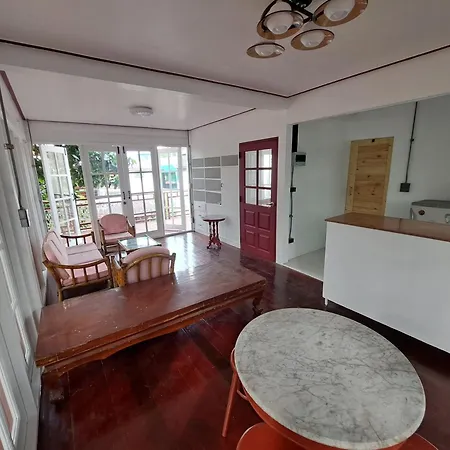 Casa Scarlet