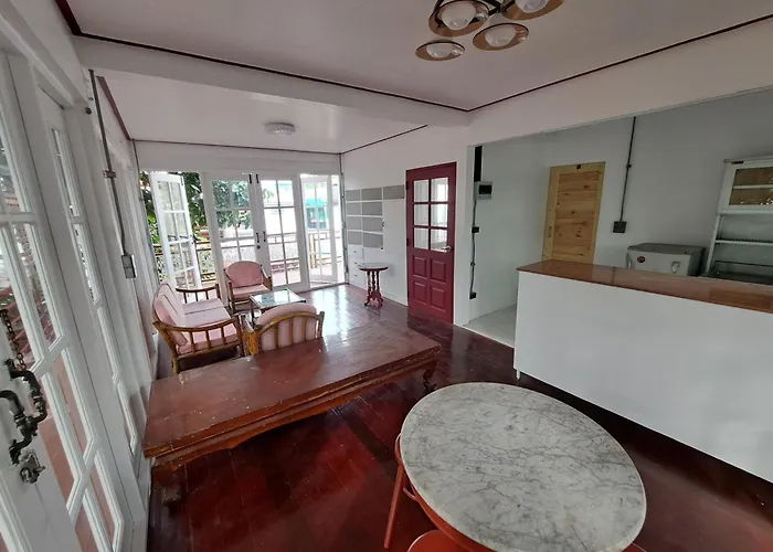 Casa Scarlet