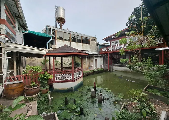 Casa Scarlet Guest house Bangkok